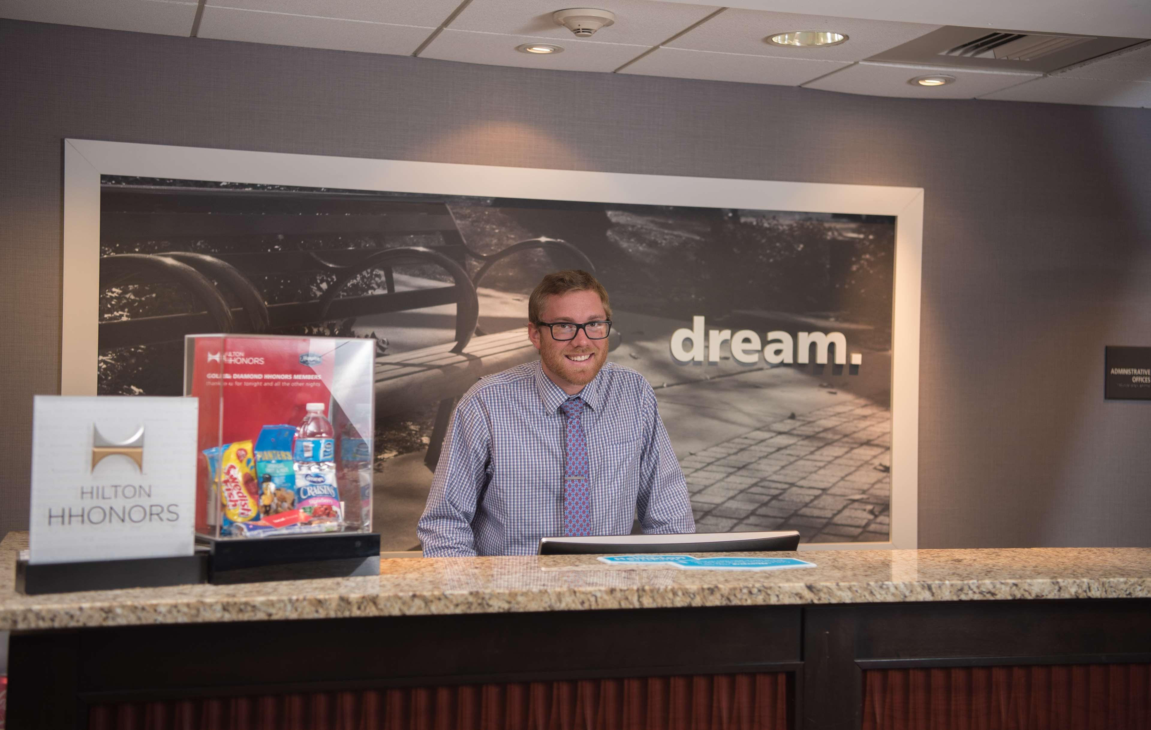 Hampton Inn Doylestown Warrington Exterior foto
