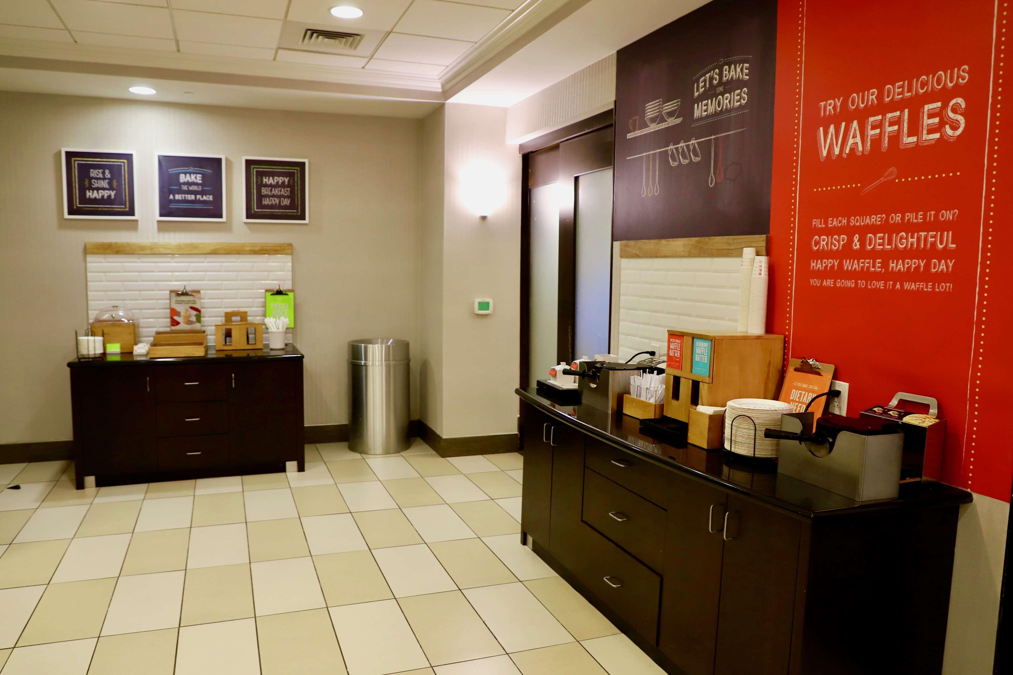 Hampton Inn Doylestown Warrington Exterior foto